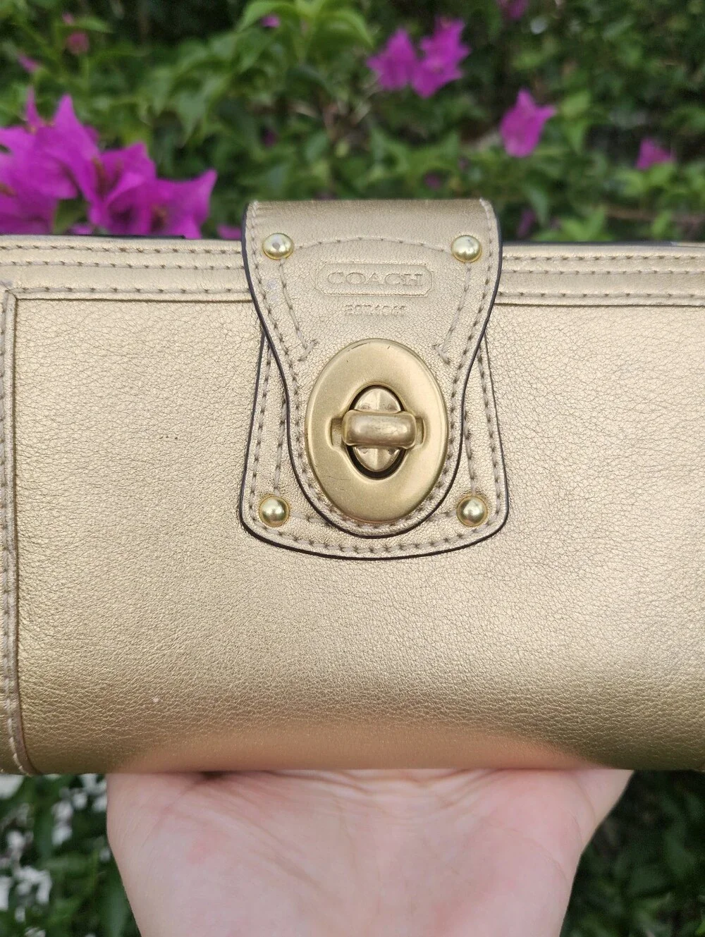 Vintage Coach Legacy Metallic Gold Turnlock Agenda Planner Organizer